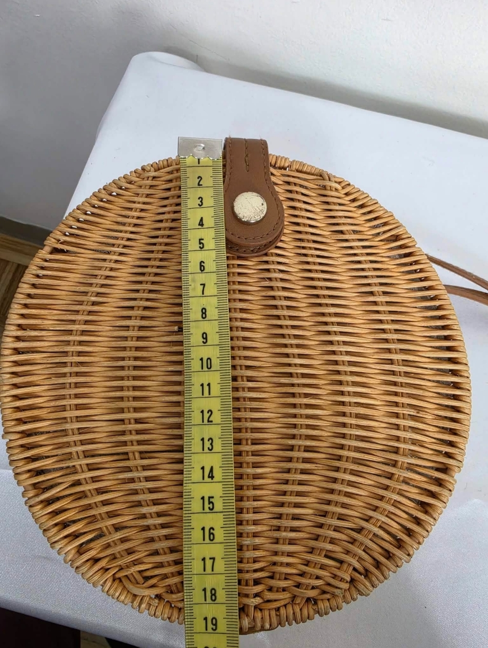 Zara Woven Round Crossbody Tan Bag - Picture 10 of 10